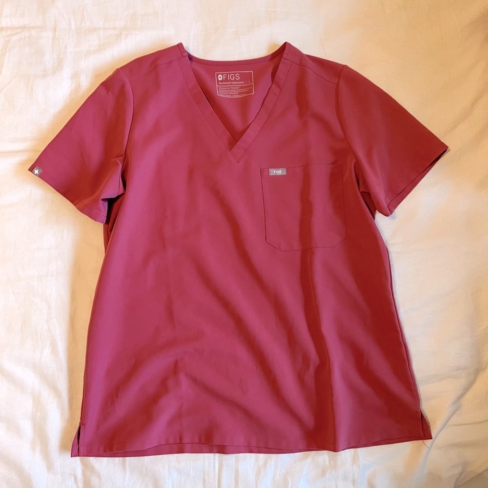 FIGS Caterina One Pocket Breast Cancer Awareness Pink sz large